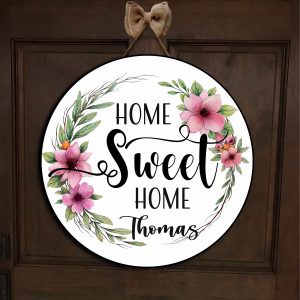 Housewarming Gift Front Door Decor, Custom Wood Door Hanger, Entry Way Wall Decor With Your Family Name, Family Welcome Sign - Woastuff